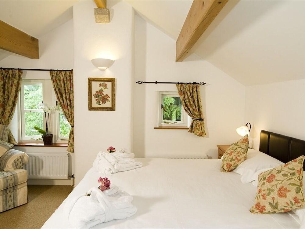 Ashfield House Hotel Grassington Ngoại thất bức ảnh The Old Mill, bedroom