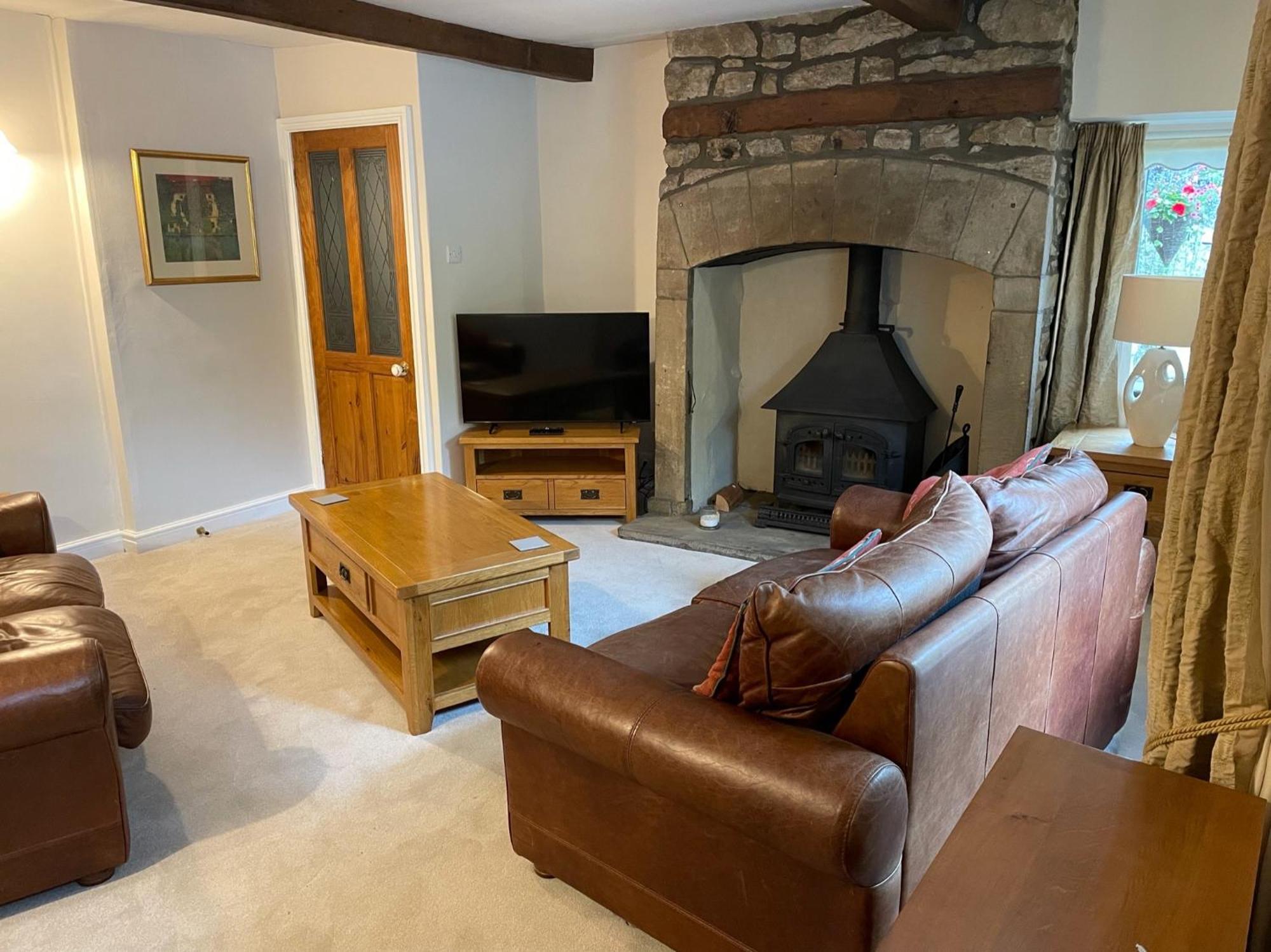Ashfield House Hotel Grassington Phòng bức ảnh The living room at The Old School House, 2019